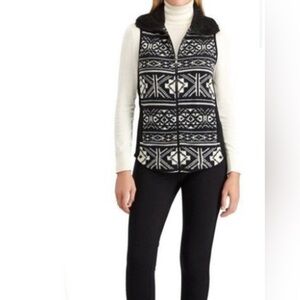 NWOT Sherpa Vest Fits Reg & Petite